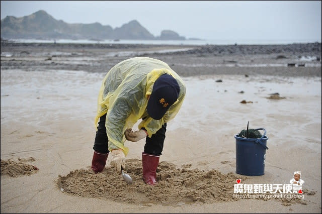 馬祖東莒追淚熱門景點加碼小吃全都露　神秘小海灣　犀牛嶼45據點觀景台　東莒燈塔大砲連藍眼淚！