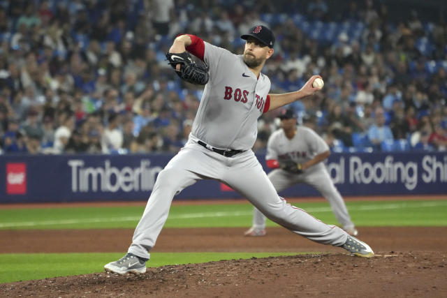 Lefty James Paxton to return to Red Sox in 2023