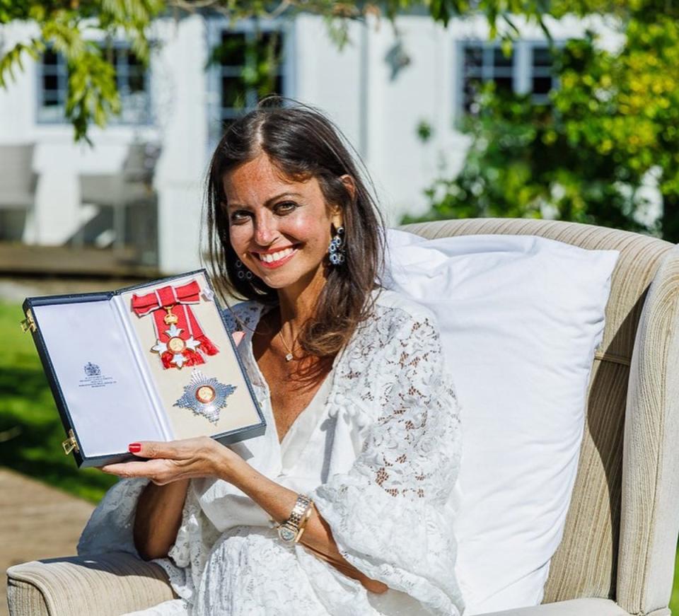 Deborah James has shared a photo of her meeting with Prince William as the royal presented her with her Damehood. (Deborah James )