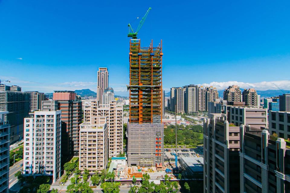 近一年來七都的預售屋單價帶，台北市單價百萬以上預售屋占全市總量的43.9%。房市示意圖/永慶房屋提供