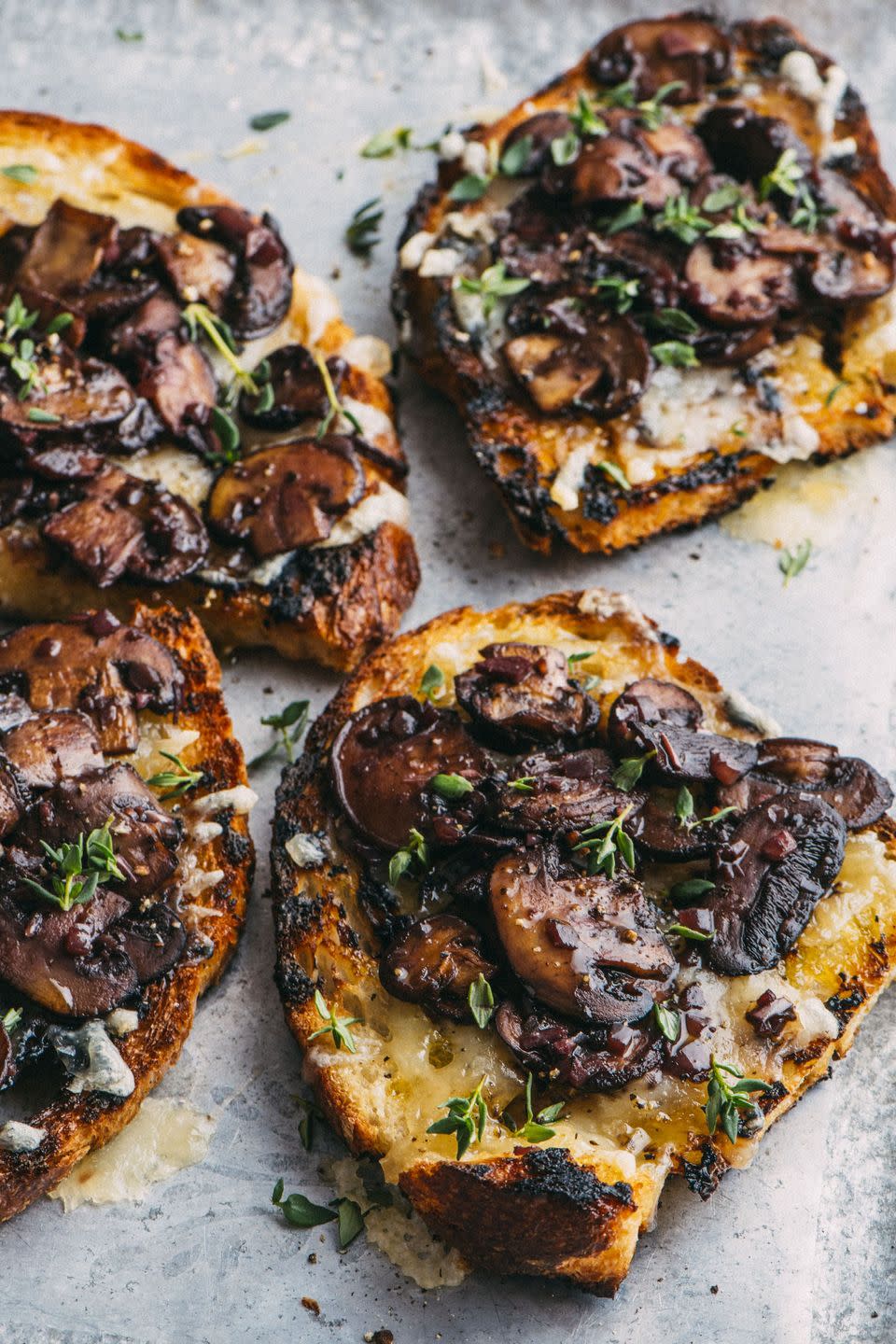 christmas appetizers bruschetta with mushrooms and fontina