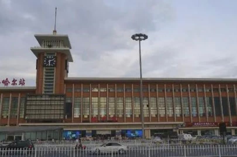 The story began and ended at Suzhou Railway Station  in Nehe