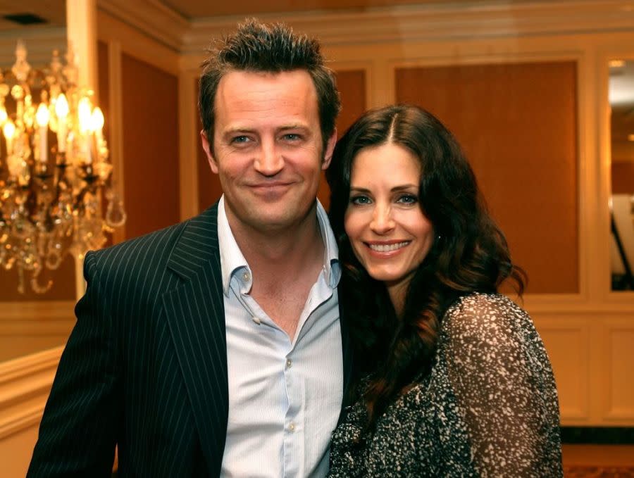 BEVERLY HILLS, CA - MAY 10: Actor Matthew Perry and actress Courteney Cox Arquette mingle at the AFI Associates luncheon honoring Hollywood's Arquette family with the 6th Annual "Platinum Circle Award" held at the Regent Beverly Wilshire Hotel on May 10, 2006 in Beverly Hills, California. (Photo by Kevin Winter/Getty Images for AFI)