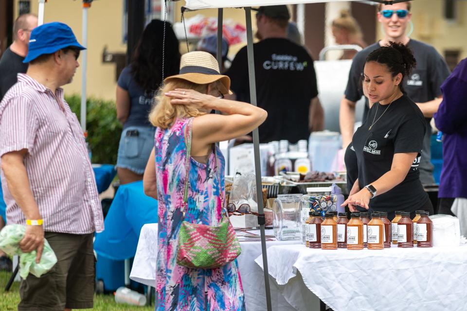 Samples of more than 150 craft beverages, wines, and cocktails will be at the Royal Oak Beer, Wine & Cocktail Festival.