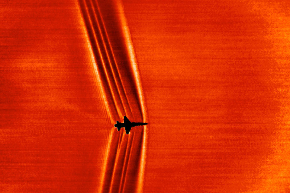 PHOTOS: NASA Captures Shockwaves of Supersonic Aircrafts Using the Schlieren Technique