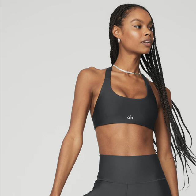 Alo Yoga's First Alo-Versary Sale Includes 20% Off Sitewide — Here Are 7  Top Styles to Shop Now. - Yahoo Sports