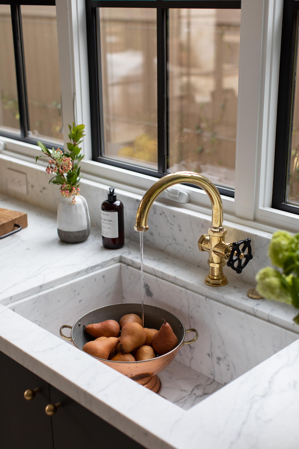 marble sink