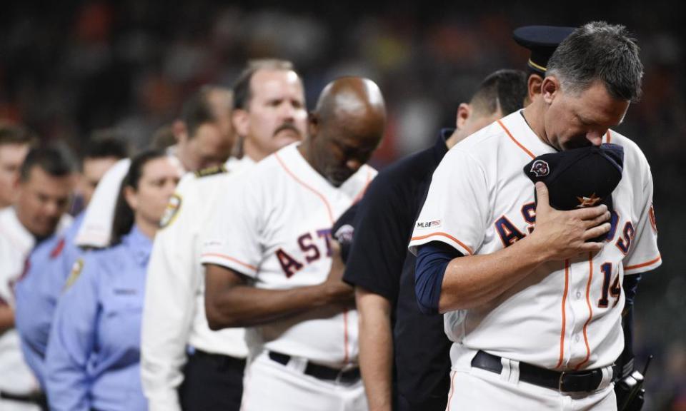 <span>Photograph: Eric Christian Smith/AP</span>