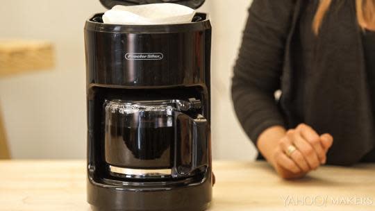 Save Your Pennies This Summer With A Cold Brew Coffee Maker