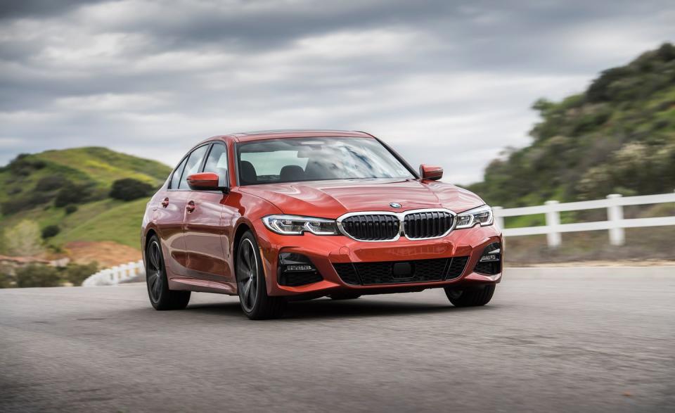 <p>The new, G20-generation 3-series looks handsome if a touch conservative, with its evolutionary styling changes accurately telegraphing its mild shift in driving dynamics. </p>