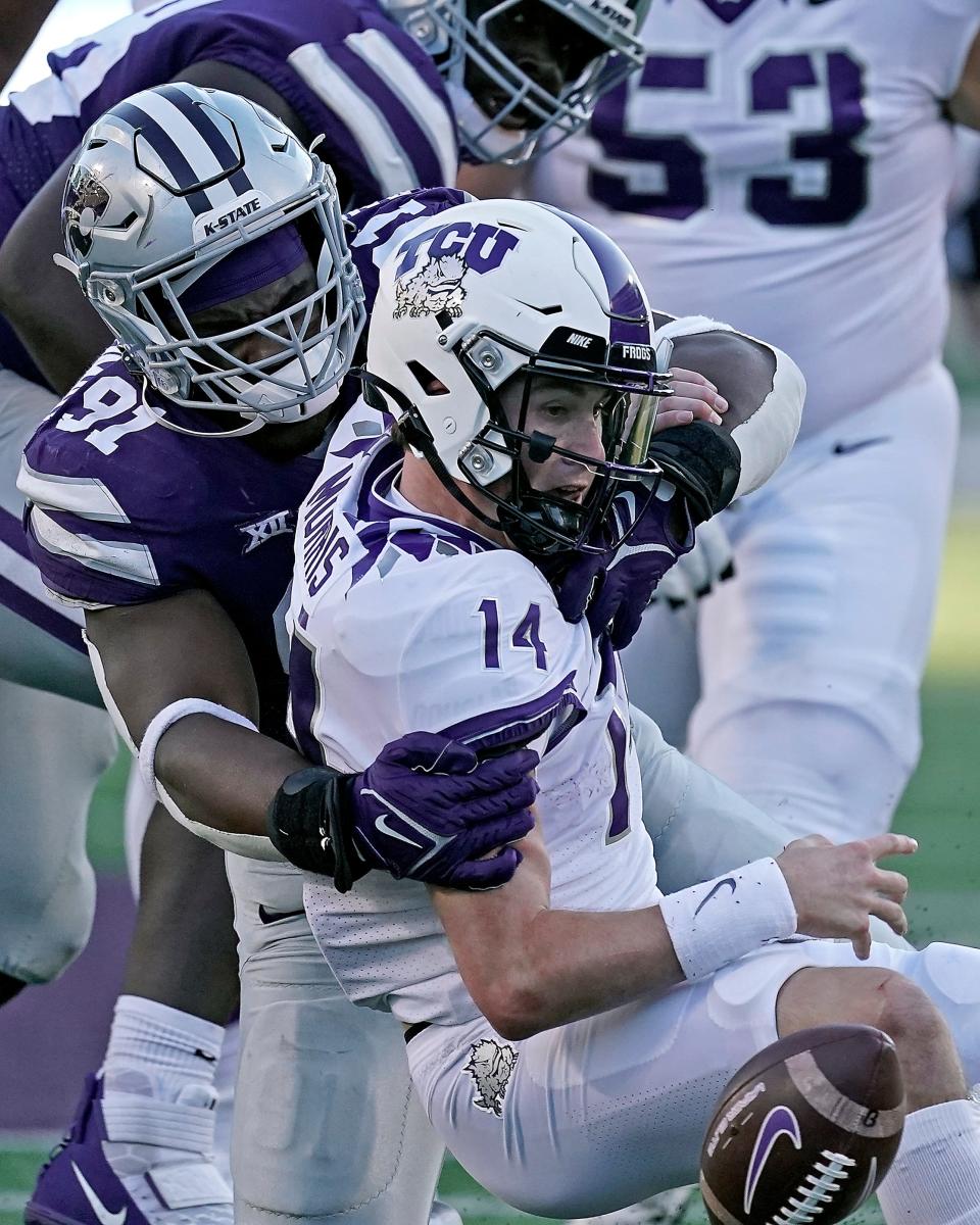 Kansas State defensive end Felix Anudike-Uzomah (91), a Kansas City, Missouri native, spoke to the team Monday about his desire to beat Missouri on Saturday in Manhattan.