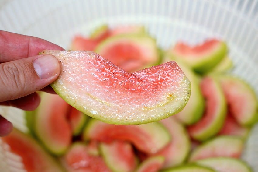 食譜｜古早味醃芭樂、甘草芭樂