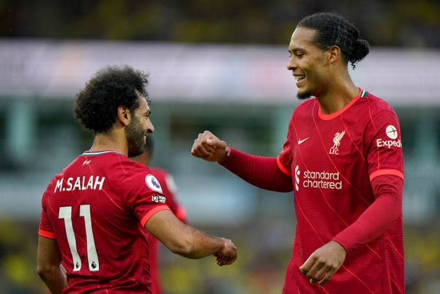 Virgil Van Dijk congratulates Mohamed Salah