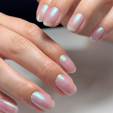 <p><a href="https://www.instagram.com/p/CivOEjhjSGT/" data-component="link" data-source="inlineLink" data-type="externalLink" data-ordinal="1">@swaknails</a></p>