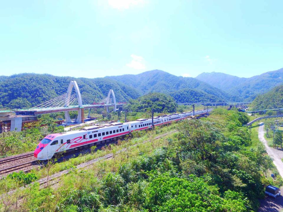 蘇澳白米甕景觀橋(圖片來源：公路總局蘇花公路改善工程處)