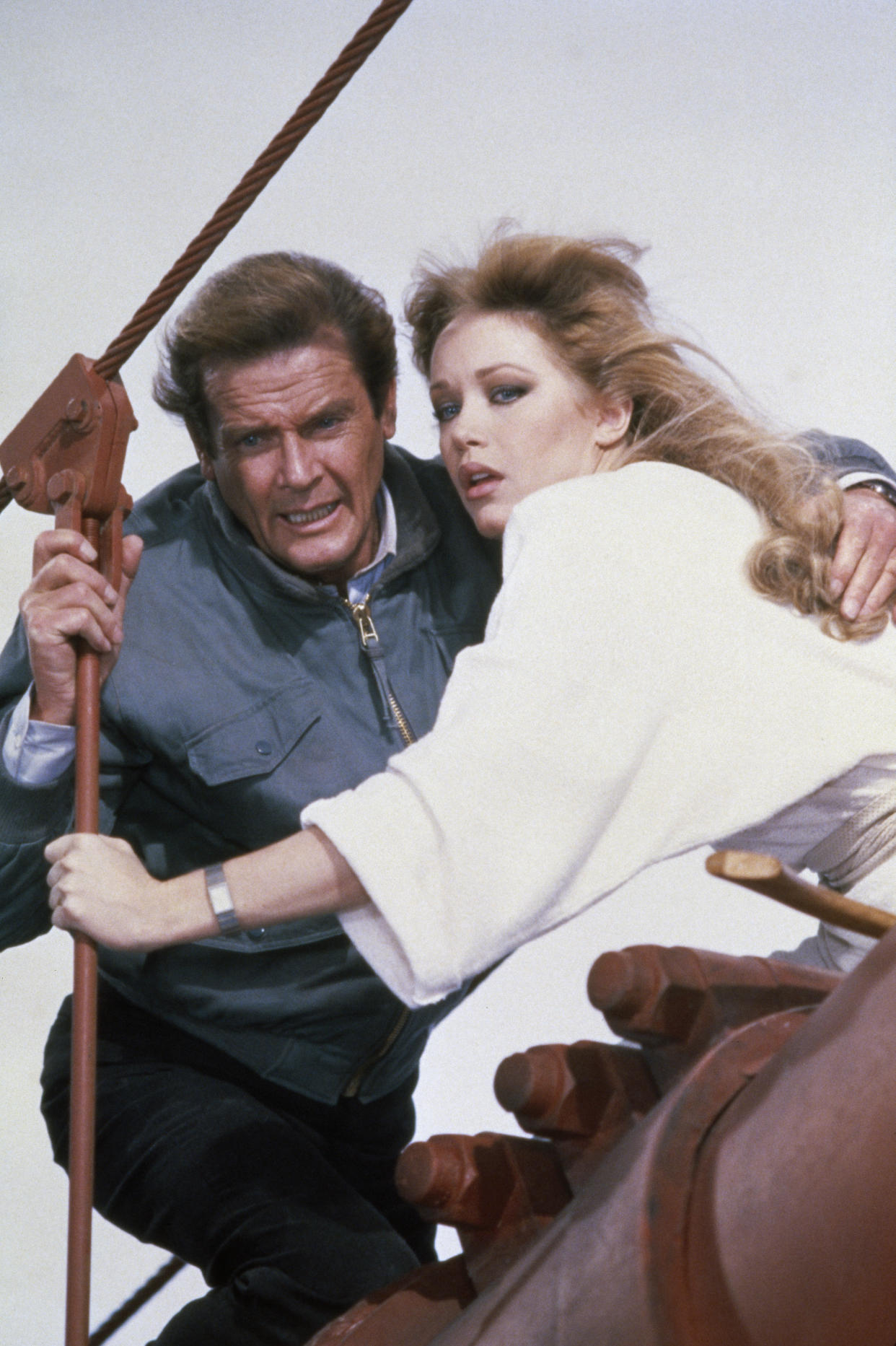 British actor Roger Moore and American actress Tanya Roberts on the set of the James Bond 007 film A View to a Kill, directed by John Glen. (Photo by Nancy Moran/Sygma via Getty Images)