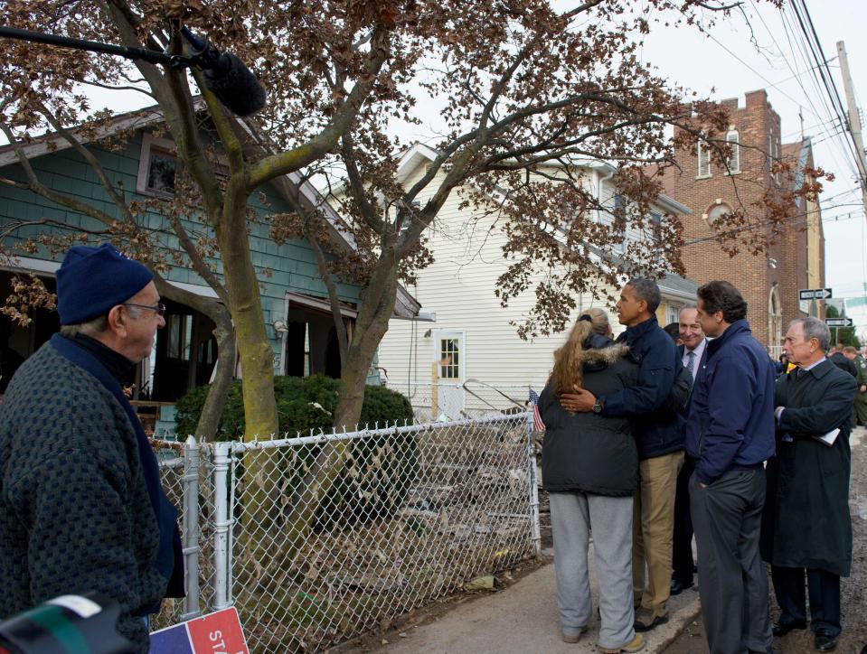 Barack Obama with Staten Island residents in 2012