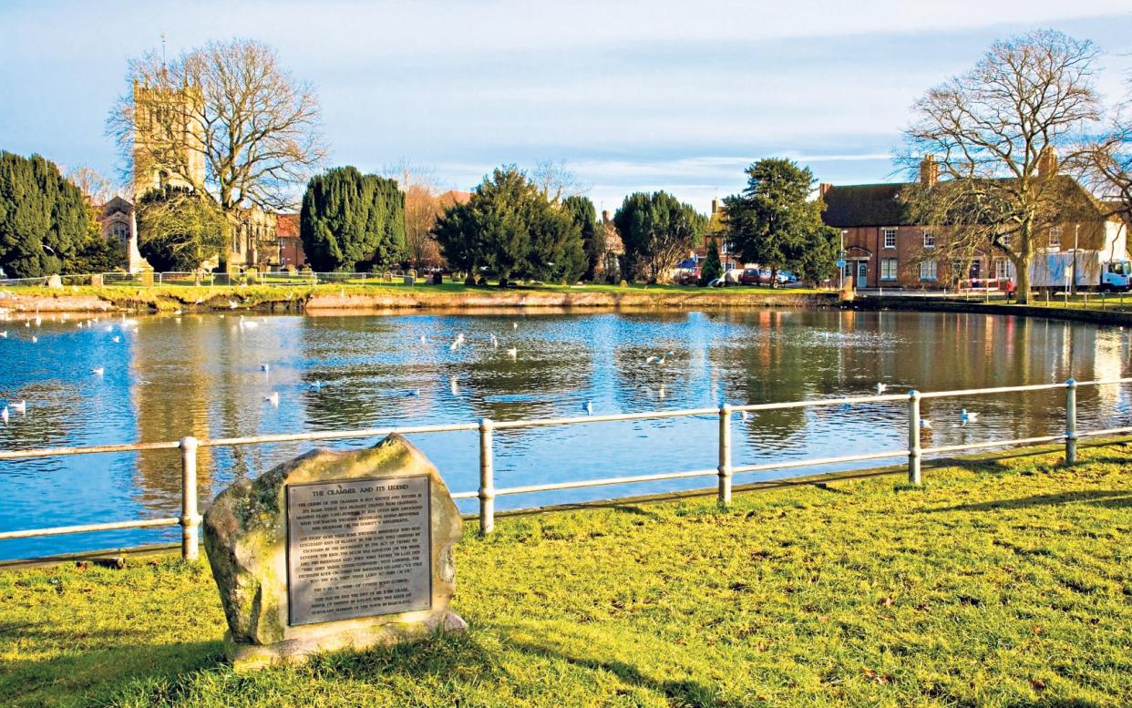 The Crammer lake - ©Anna Stowe