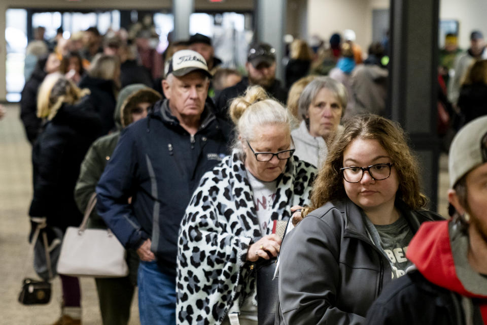 Environmental And Health Concerns Grow In East Palestine, Ohio After Derailment Of Train Cars Containing Hazardous Material (Michael Swensen / Getty Images)