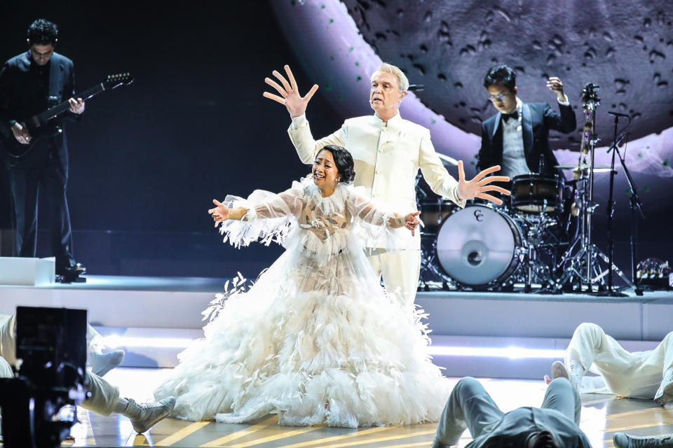 Stephanie Hsu and David Byrne perform at the 95th Academy Awards on March 12, 2023 in Hollywood, Calif. (ABC)