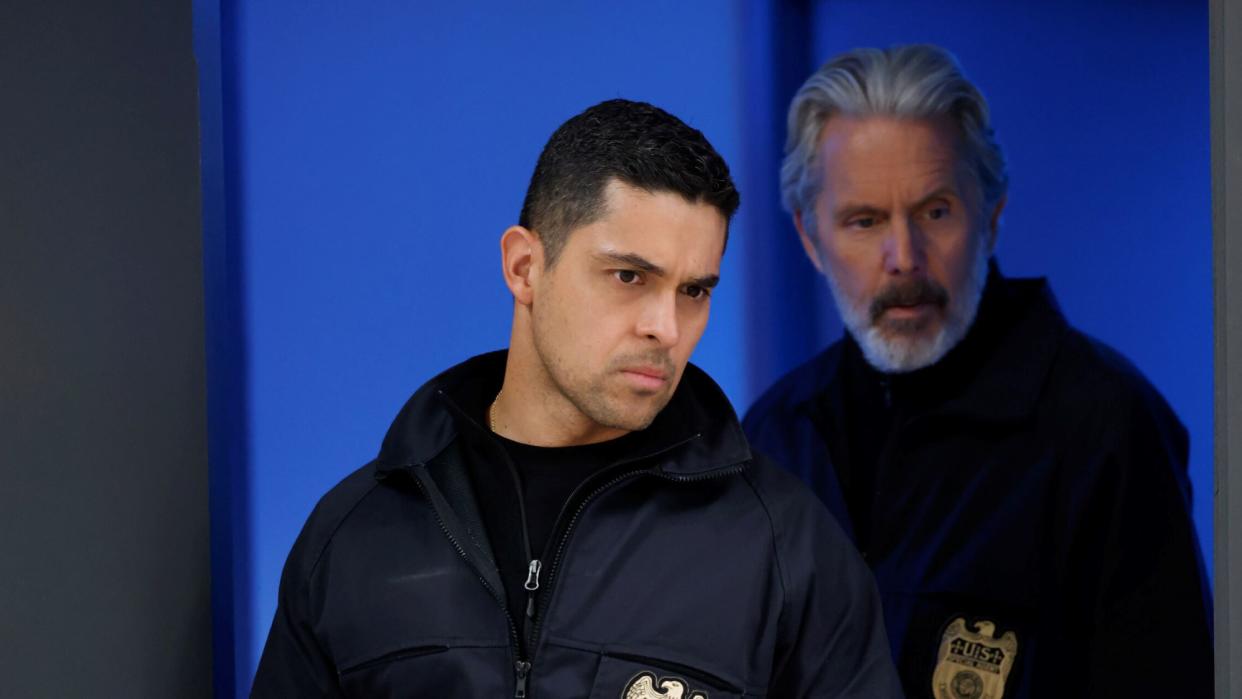  Wilmer Valderrama and Gary Cole in NCIS. 