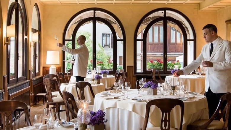 Dining room at Restaurant Villa Cipriani