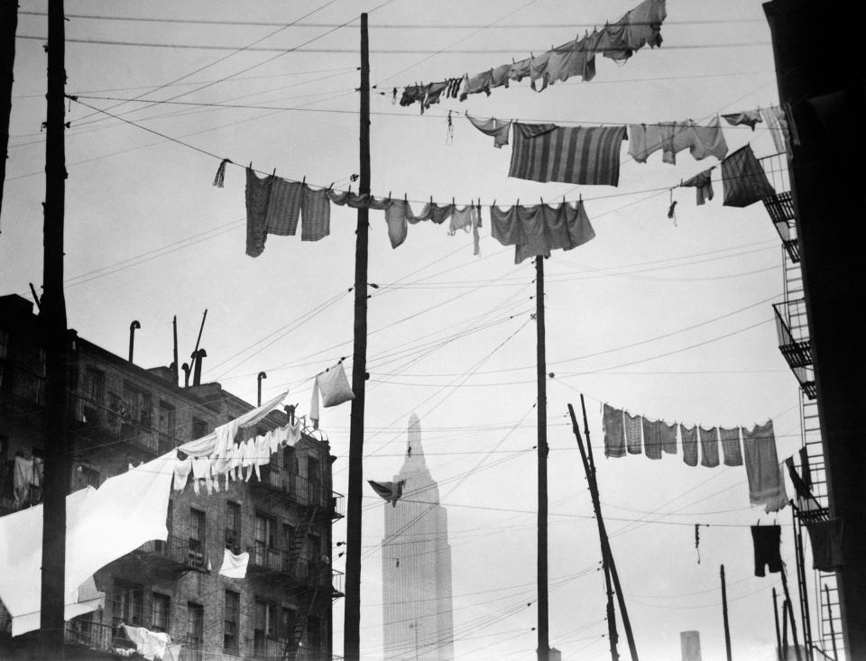 A view of the Empire State Building through clothes lines in New York City, Aug. 28, 1931.<span class="copyright">Keystone-France/Gamma-Rapho/Getty Images</span>