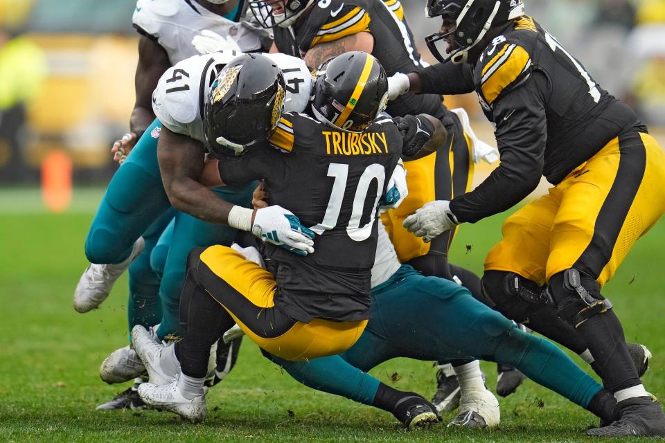 Jacksonville Jaguars outside linebacker Josh Allen (41), seen here sacking Pittsburgh Steelers quarterback Mitch Trubisky (10), will be a free agent in March unless the Jaguars sign him to a contract extension or put the franchise tag on him by March 5.