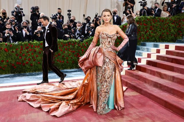 Selena Gomez or Katy Perry? Recreate gorgeous Met Gala looks at home