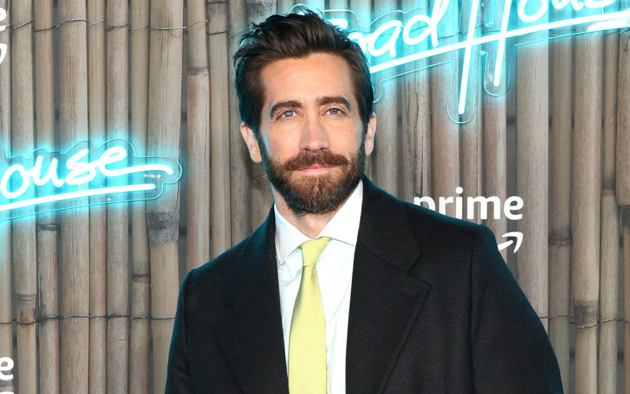 In den USA gilt Jake Gyllenhaal vom rechtlichen Standpunkt aus als blind. Doch für seine Karriere hatte dies nicht nur Nachteile. (Bild: Dia Dipasupil / Getty Images)