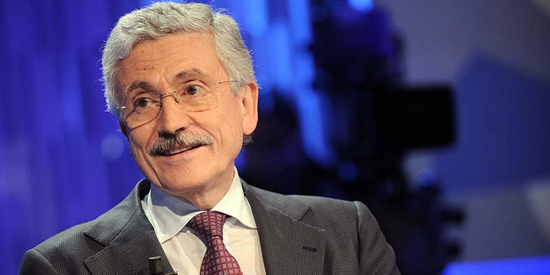 <p>Massimo D’Alema, 5.223 euro al mese. </p>