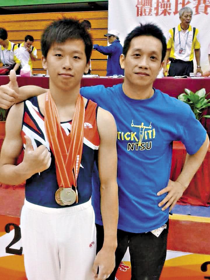 當年7個男孩，只有李智凱（左）一路跟著林育信（右）練上來，嚴師出高徒，他也成為第一個完成小時候「前進奧運」夢想的人。（楊素秋提供）