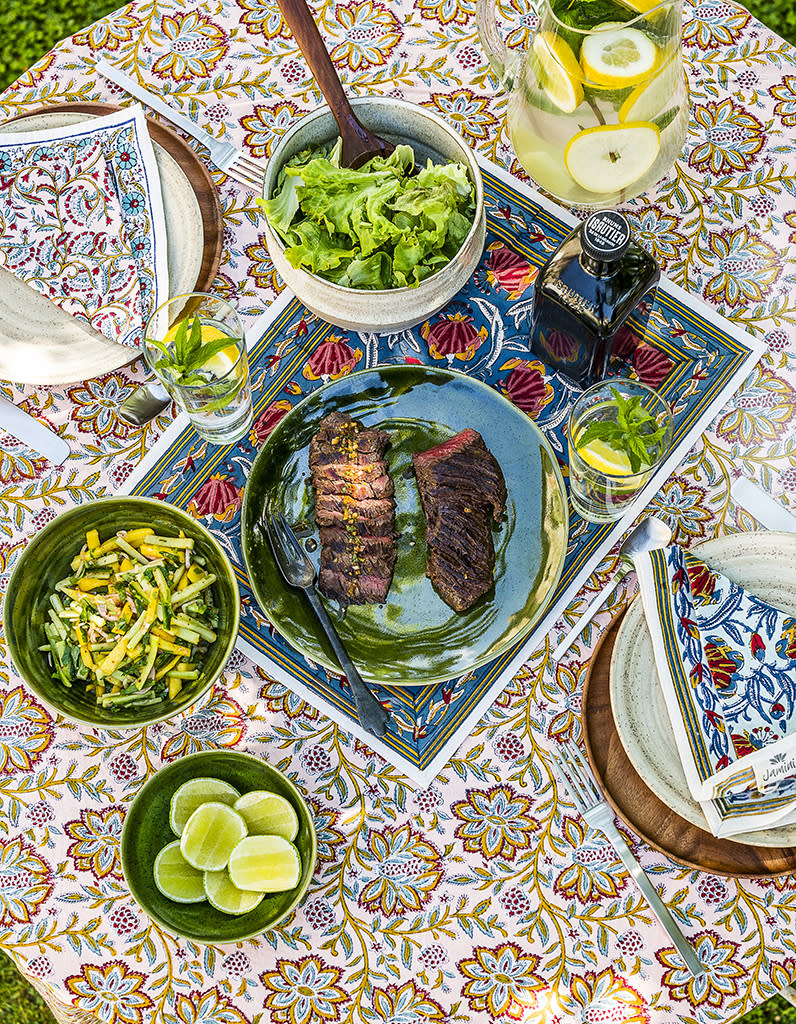 Onglet de bœuf « qui pleure » et salade thaïe