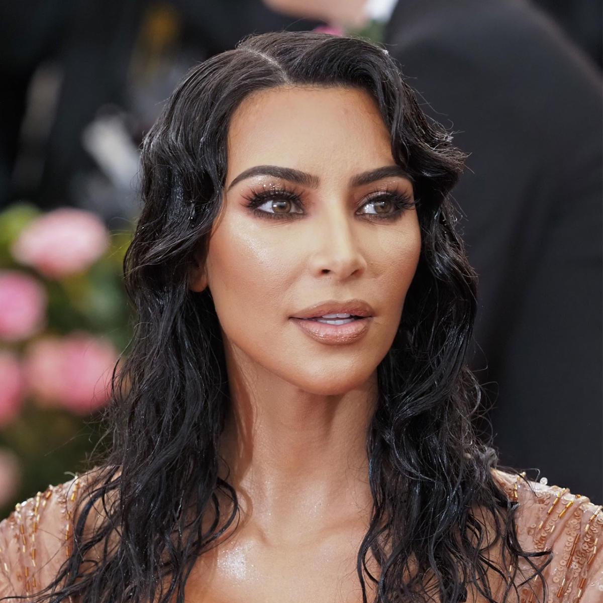 Kim Kardashian leaves fans in awe as she steps out in a look by