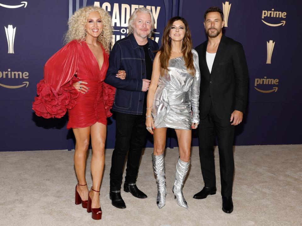 <p>Little Big Town's Kimberly Schlapman, Phillip Sweet, Karen Fairchild & Jimi Westbrook</p>