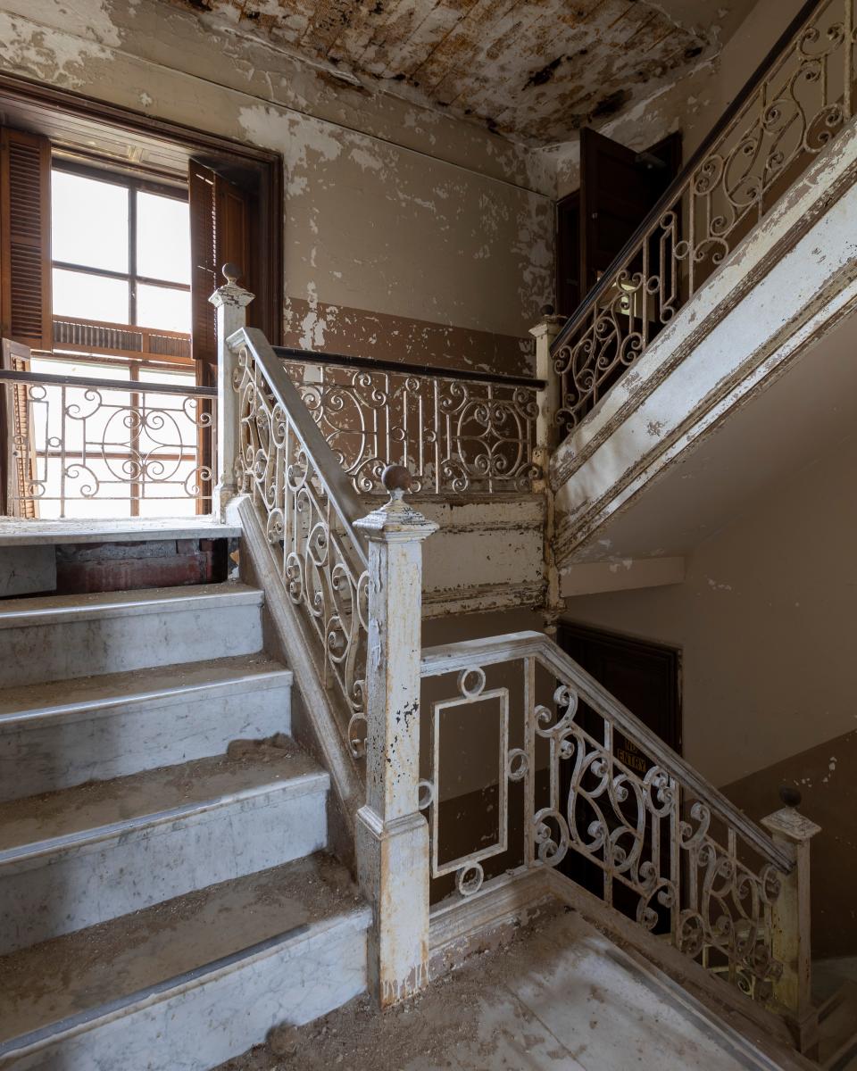 Staircases in Lynnewood Hall.