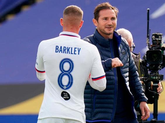 Frank Lampard congratulates Ross Barkley after full-time (Getty)
