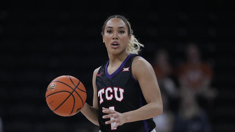 Starting point guard Jaden Owens (season-ending knee injury) is one of many Horned Frogs unable to suit up right now. (Eric Gay/AP Photo)