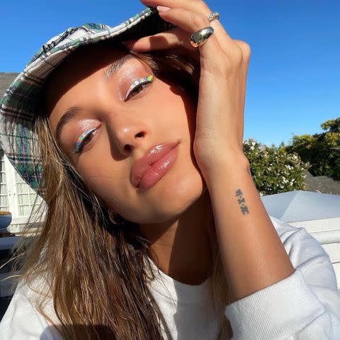 <p><a href="https://www.instagram.com/haileybieber/" data-component="link" data-source="inlineLink" data-type="externalLink" data-ordinal="1">@haileybieber</a> / instagram</p>