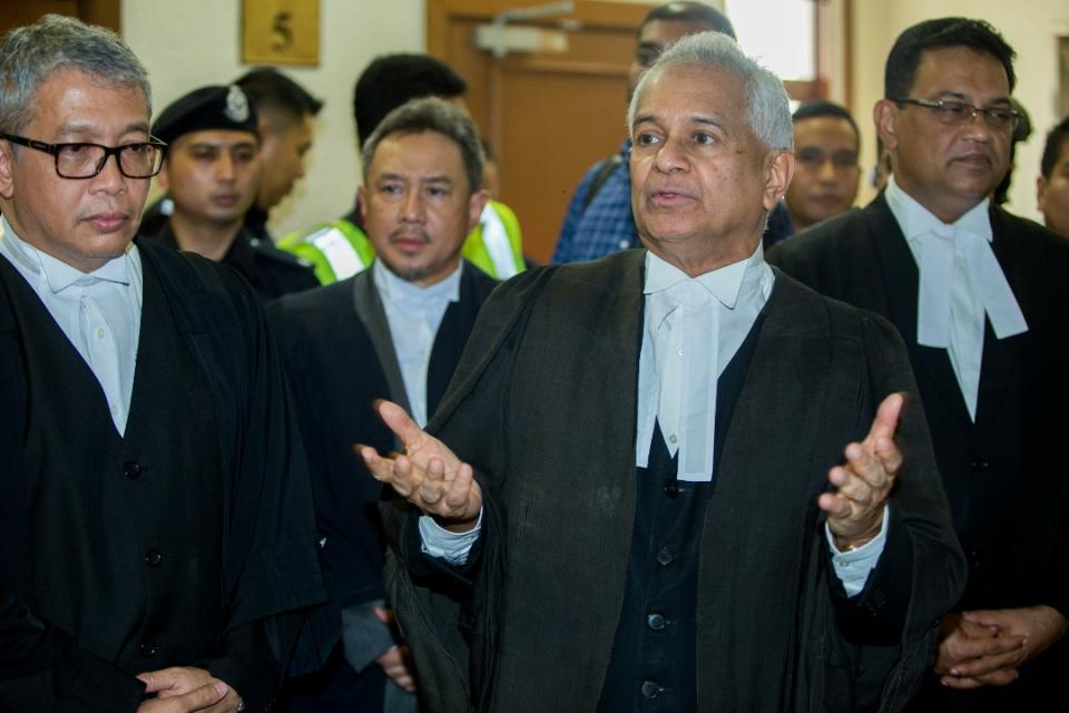 <p>Malaysia’s Attorney-General Tommy Thomas speaks to the media at the Kuala Lumpur Courts Complex on Wednesday (4 July) afternoon. (PHOTO: Fadza Ishak for Yahoo News Singapore) </p>