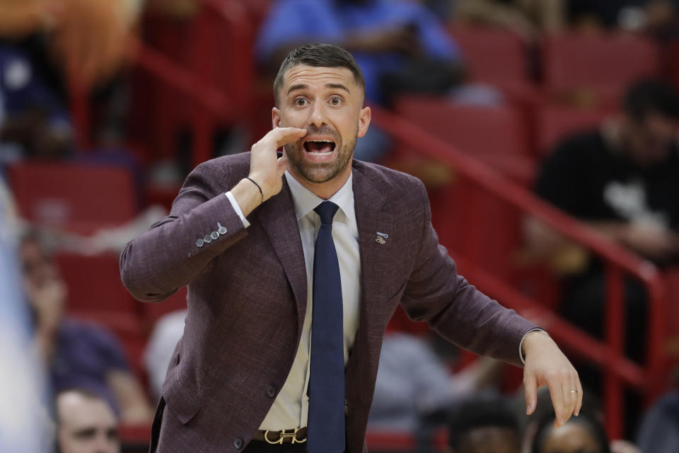 Minnesota Timberwolves head coach Ryan Saunders calls out a play during the second half of an NBA basketball game against the Miami Heat, Wednesday, Feb. 26, 2020, in Miami. (AP Photo/Wilfredo Lee)