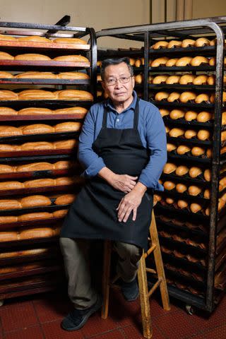 Cedric Angeles Banh mi places abound in the Atlanta area, but the crunchy yet light baguettes baked by John Lê and his wife, Lucy, make their sandwiches a cut above the rest.