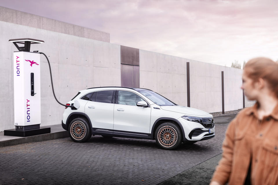 Mercedes EQA crossover EV