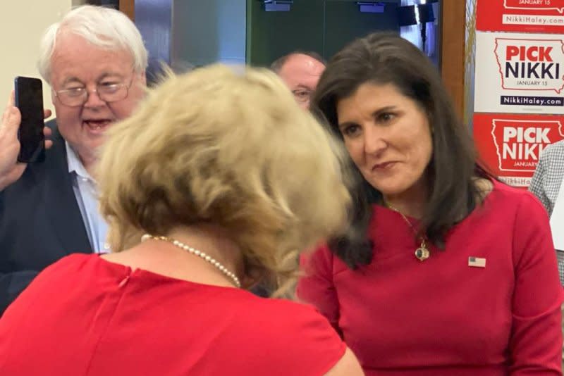 Former South Carolina Gov. Nikki Haley greets attendees of the Republican Party of Iowa 2023 Lincoln Dinner at the Iowa Event Center in Des Moines, Iowa, on Friday. Photo by Joe Fisher