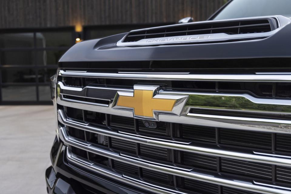 <p>2024 Chevrolet Silverado HD</p>