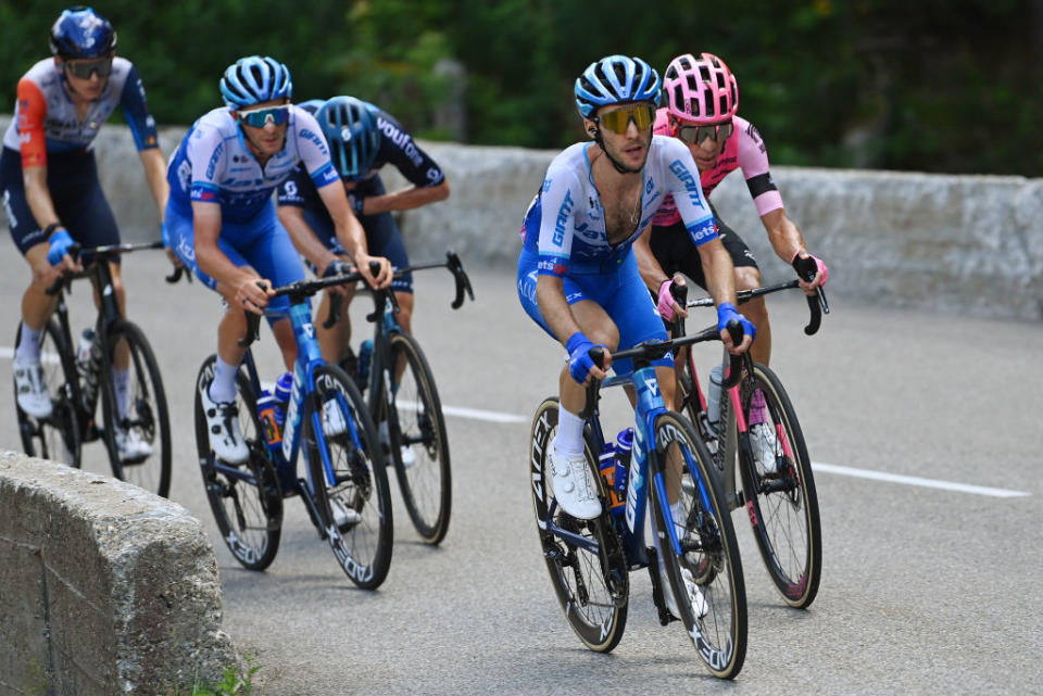COURCHEVEL FRANCE  JULY 19 Simon Yates of United Kingdom and Team JaycoAlUla competes in the breakaway during the stage seventeen of the 110th Tour de France 2023 a 1657km at stage from SaintGervais MontBlanc to Courchevel  UCIWT  on July 19 2023 in Courchevel France Photo by Tim de WaeleGetty Images