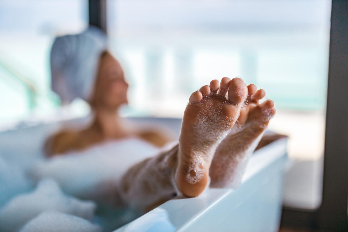 Natural Loofah Pumice Stone for feet/Body Wash Bath Sponge Shower