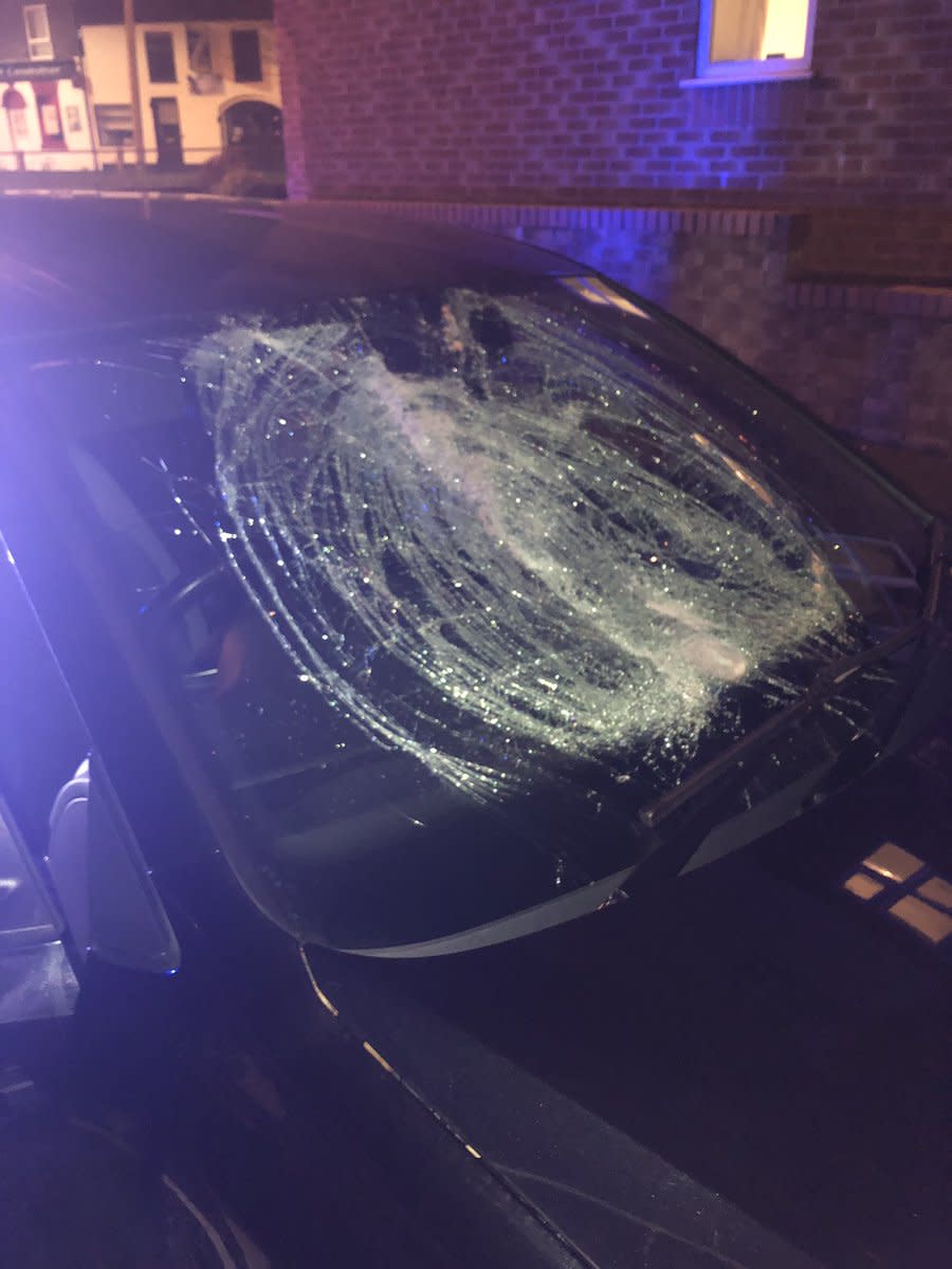 The smashed windscreen (CMPG)