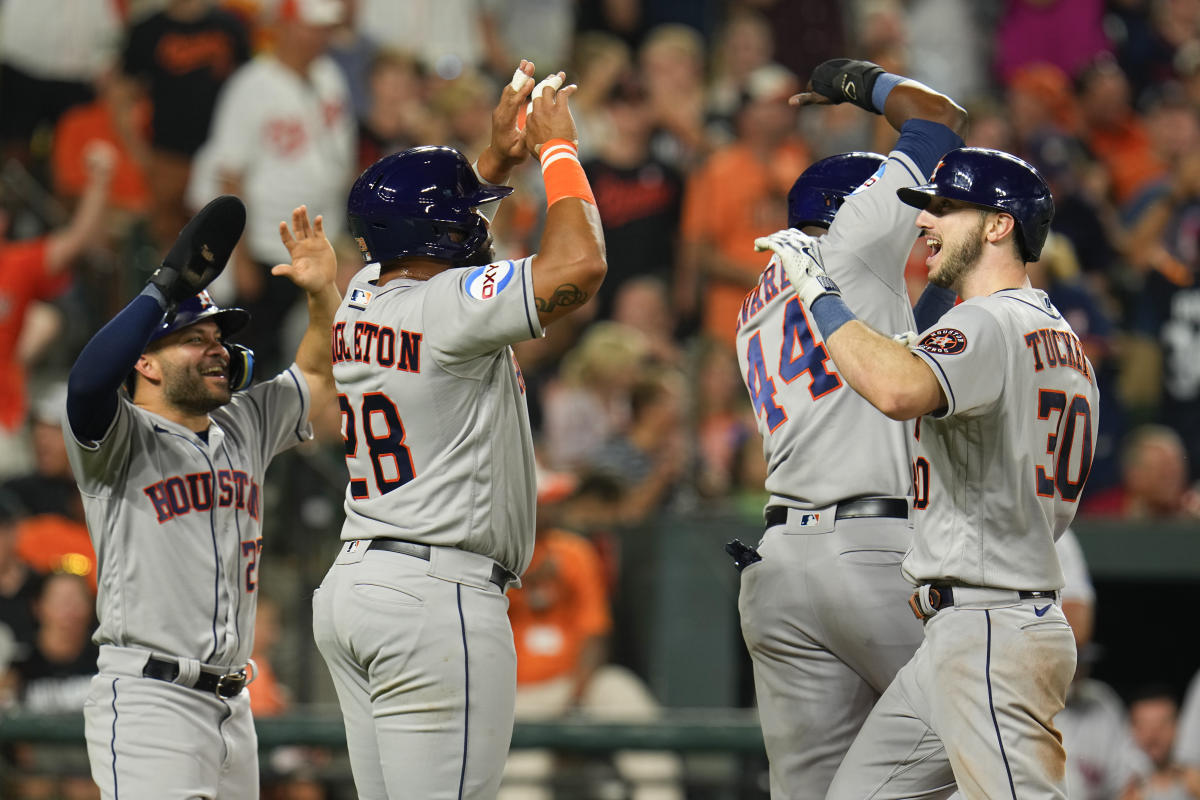 Astros frenan paso de Orioles rumbo a playoffs