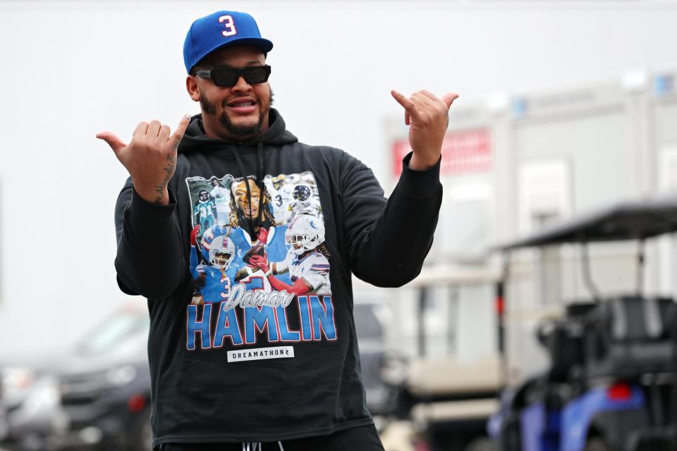 Buffalo Bills offensive lineman Dion Dawkins wears Damar Hamlin merchandise as he arrives at Highmark Stadium for the game against the New England Patriots on January 8, 2023.